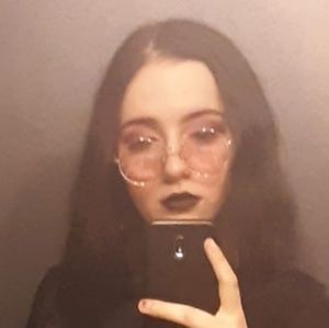 Meet your Posher, Hailey